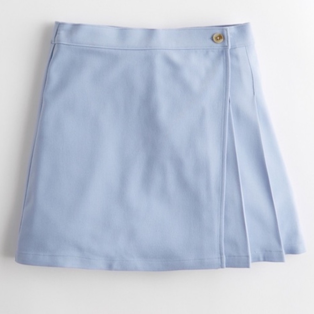 Hollister Pale Blue Pleated Mini Wrap Skirt Size Medium